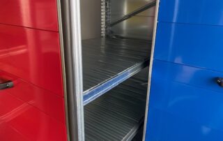 Uittrekbare legbordstelling